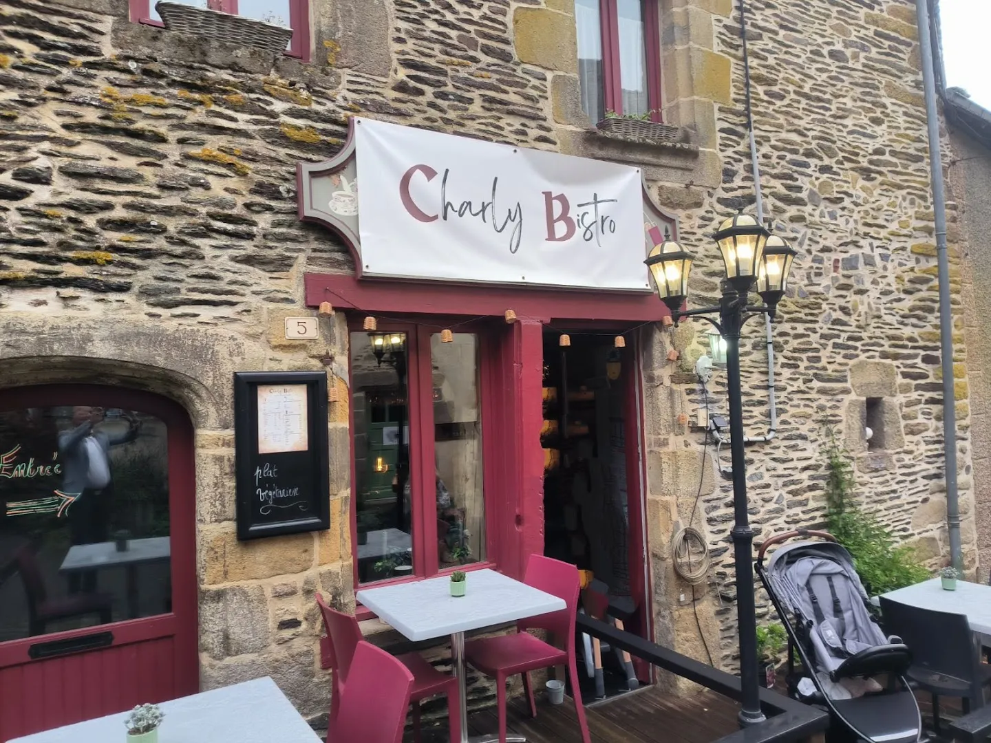 Charly Bistro